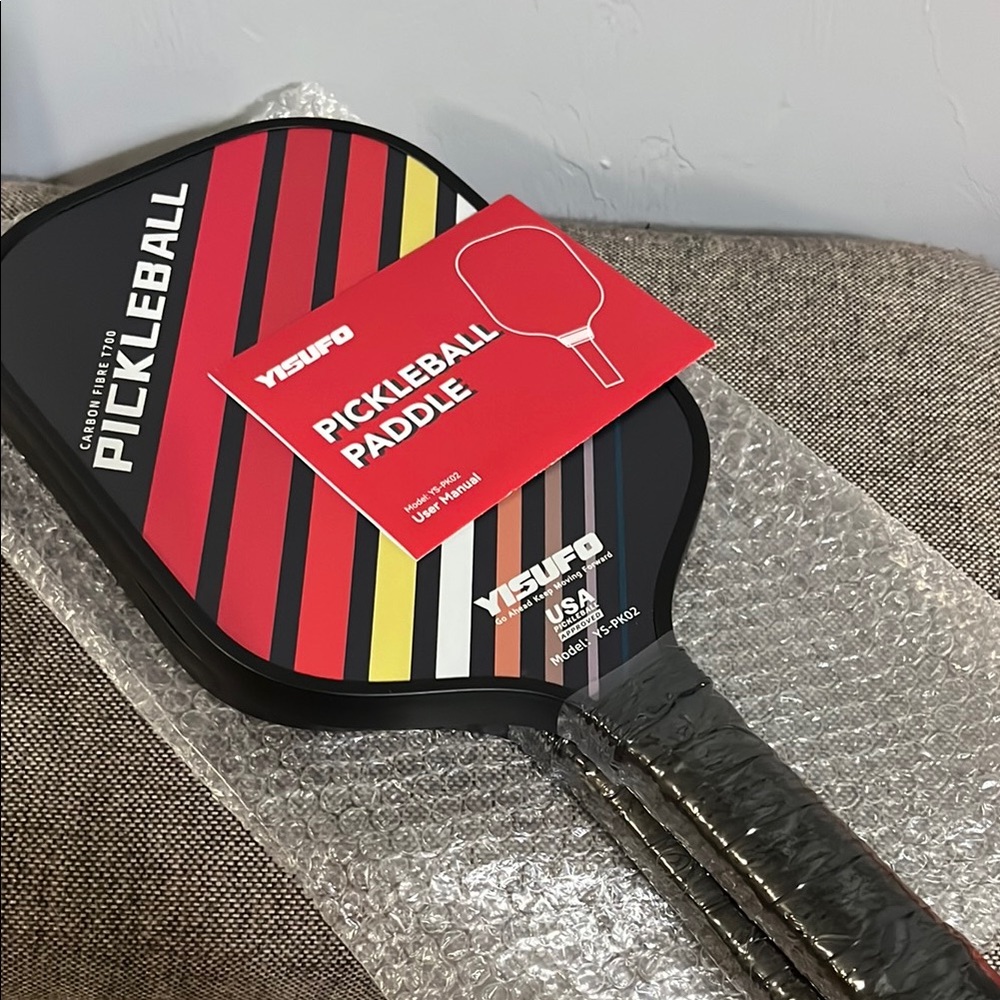 VISUFO Pickleball Paddle, set of 2. NIB.